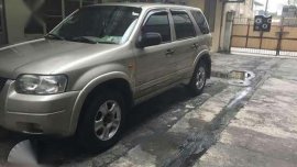 For Sale! Ford Escape xls 2.3l 2005 model