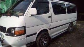 Rush Sale! TOYOTA Hiace 2004