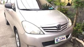 Toyota Innova E 2010 model manual transmission