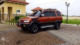 Isuzu Crosswind 2003 XUV Turbo Diesel engine Lifted Body