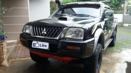 Mitsubishi Strada 2001 for sale 