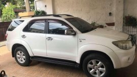 FOR SALE!!! • Toyota Fortuner G • 2.7 vvti Gas engine
