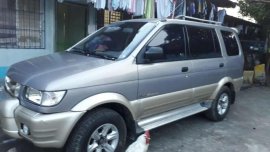 Isuzu Crosswind xuv manual model 2004 for sale 