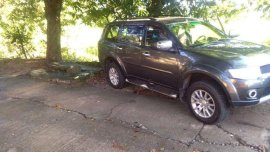 2013 Mitsubishi Montero GLS V matic 
