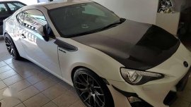 Toyota 86 Loaded Sinetup ko lang 2013
