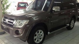 Mitsubishi PAJERO 2018 FREE Iphone