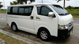 2016 Toyota Hiace commuter van white FOR SALE