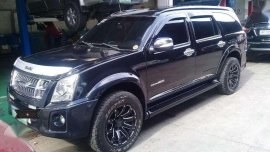 Rush sale... 2013 Isuzu Alterra urban cruize 4x4 at