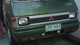 1998 Mitsubishi L300 versa van