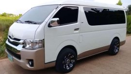 Toyota Grandia 2010 FOR SALE