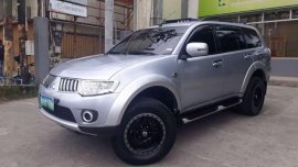 2013 Mitsubishi Montero AT for sale 