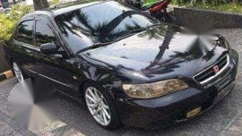 Selling Honda Accord 1999 for 150k.