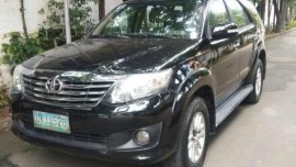 Toyota Fortuner G 2012 model Automatic transmission