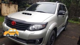 2012 TOYOTA Fortuner 3.0v FOR SALE