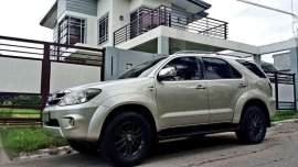 Toyota Fortuner 2006 model Automatic 2.5 Diesel 4x2