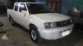 Nissan Frontier 4x2 manual diesel 2000 model