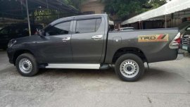 2016 Toyota Hilux e Manual