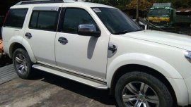 Ford Everest 4x2 2009 FOR SALE