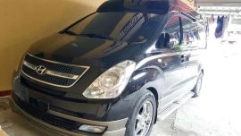 HYUNDAI Grand Starex hvx limousine gold FOR SALE