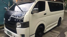 2013 TOYOTA Hiace commuter FOR SALE