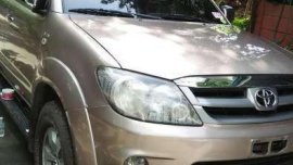 SELLING Toyota Fortuner v4x4 2006