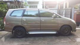 For sale 2010 Toyota Innova V 2.5 gasoline engine