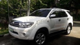 Toyota Fortuner G manual FOR SALE 2010
