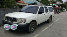 2008 White Nissan Frontier 2.7S FOR SALE