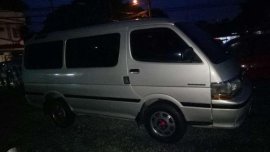 Toyota Hiace manual transmision 2003 model