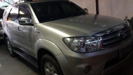 2010 Toyota Fortuner G AT Gas FOR SALE