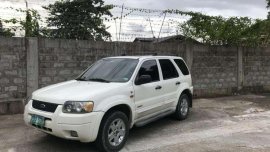 2005 Ford Escape XLT 3.0L 4x4 FOR SALE