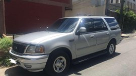 SELLING 2001 Ford Expedition
