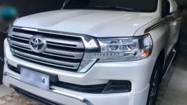 Toyota Land Cruiser LC200 VX DUBAI V8 AT 2017