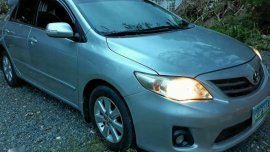 SELLING TOYOTA Altis 2011 G AT