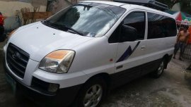 Hyundai Starex CRDi 2007 AT White For Sale 