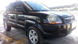 SELLING Hyundai Tucson matic diesel 2.0L 2009