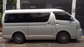 2015 Toyota Hi ace GL Grandia Silver gray