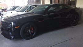 Selling 2011 Chevrolet Camaro V8 SS