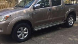 2005 TOYOTA Hilux 4x2 gas FOR SALE