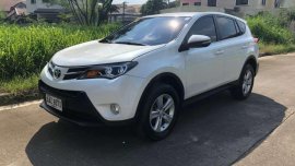 FOR SALE: 2015 Toyota Rav4 4x2
