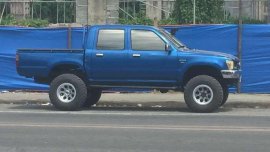 For sale Ln 106 Toyota Hilux 3l engine