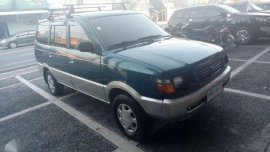 Toyota Revo GL 2000mdl Gas FOR SALE