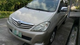 2010 Toyota Innova G  top of the line