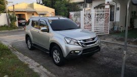 2016 Isuzu Mux LS-A 3.0 4x2 Top of the line