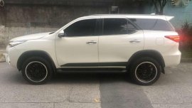 Toyota Fortuner V 2016 model Top of d line