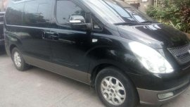 HYUNDAI Starex grand Vgt Matic gold 2012model 1stowner