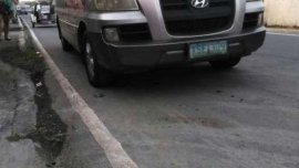 SELLING HYUNDAI Starex 2004
