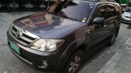Toyota Fortuner 2005 FOR SALE