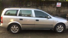 SELLING Opel Astra 2001 model