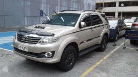 Toyota Fortuner G 2015 MT FOR SALE